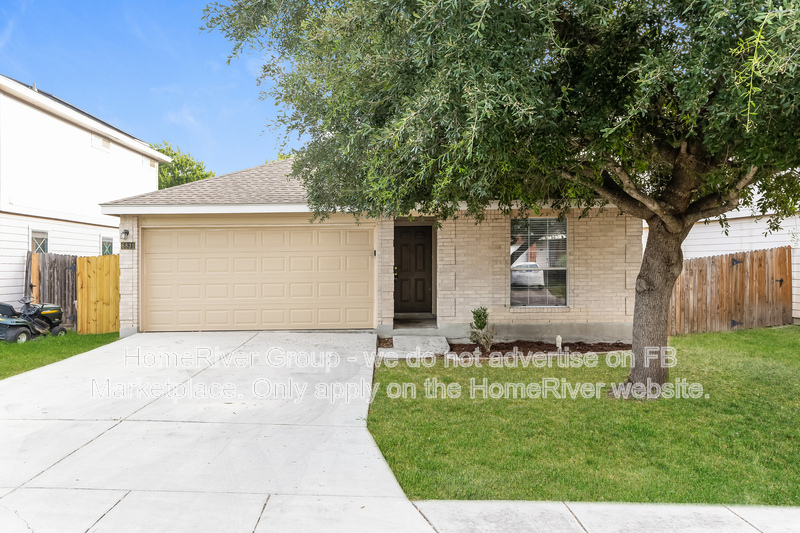 San Antonio House: 6831 Timberlake Run