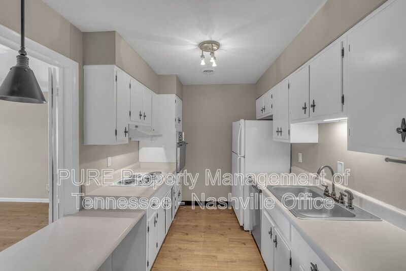 Murfreesboro House: 1302 Dr Martin Luther King Jr Blvd