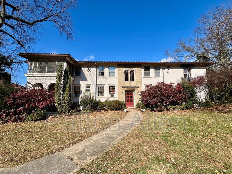 Asheville Condo: 83 Edgemont