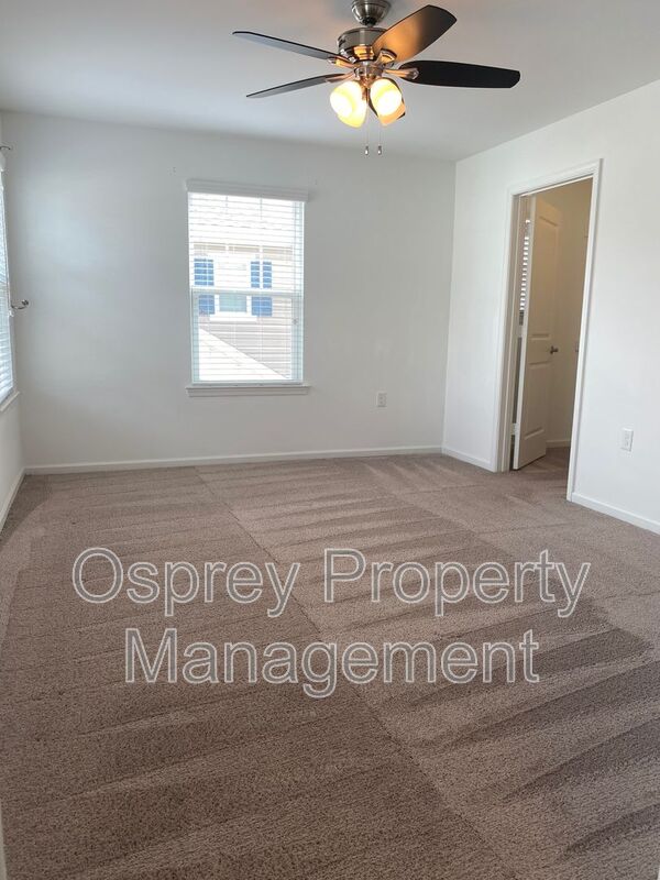 Stylish 2-Bedroom Condo in Spence Crossing - Photo 14