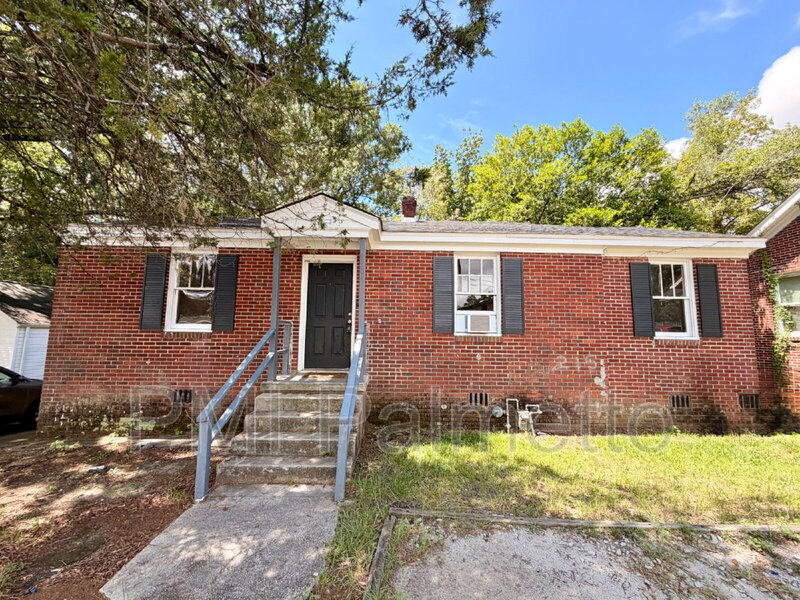 Columbia House: 1304 Mount Vernon Street