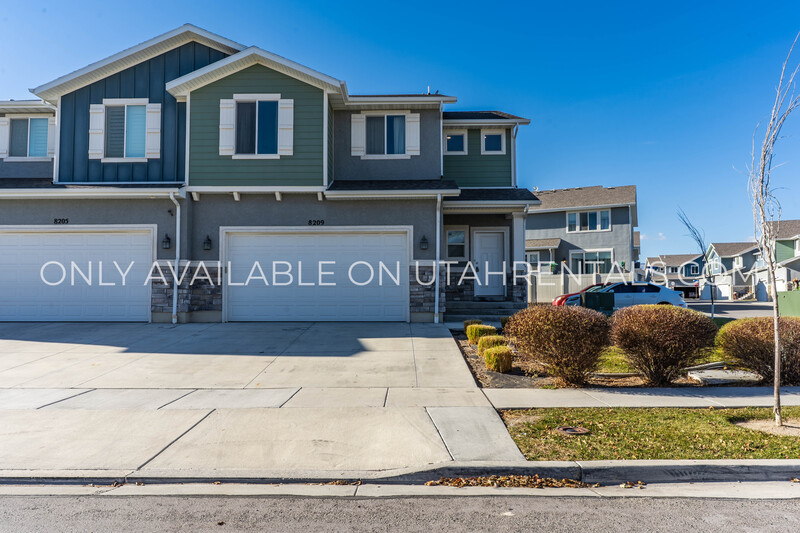 Eagle Mountain House: 8209 N Cedar Springs Rd