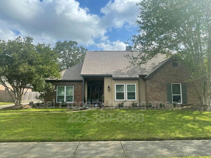 Baton Rouge House: 13263 Quail Meadow Dr.