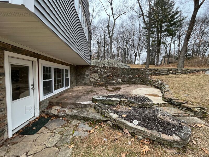 Request a Viewing for 79 Knob Hill Road Tenant Turner