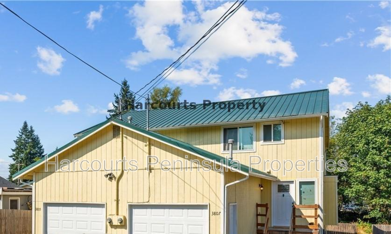 Bremerton Condo: 3807 Maple Ave