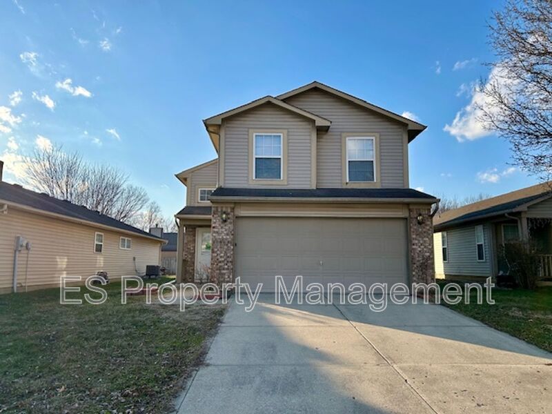 Indianapolis House: 6316 Long River Ln