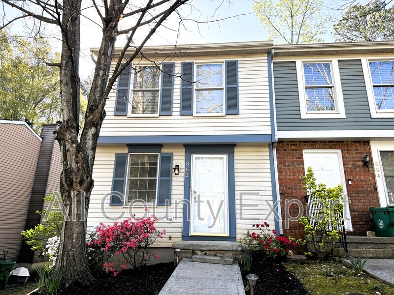 Decatur Townhome: 862 Regal Path Lane