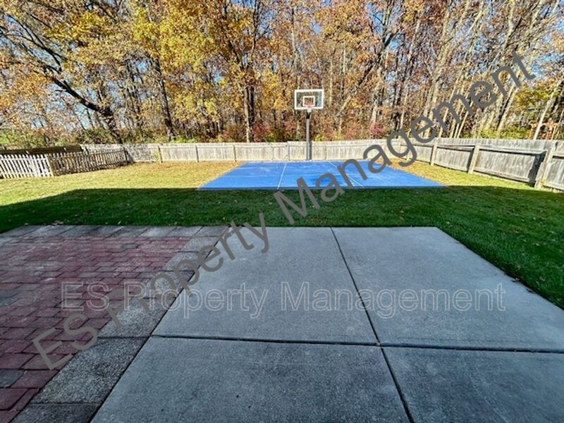 Stunning 4-Bedroom Home with Office & Private Basketball Court in Fishers - Photo 37