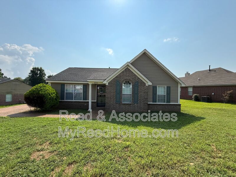 Memphis House: 4315 Bishop Hills Dr.