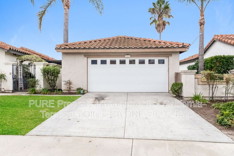 Oceanside House: 209 Conifer Dr