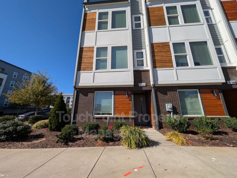 Charlotte Townhome: 2322 Elizabeth Mill Place