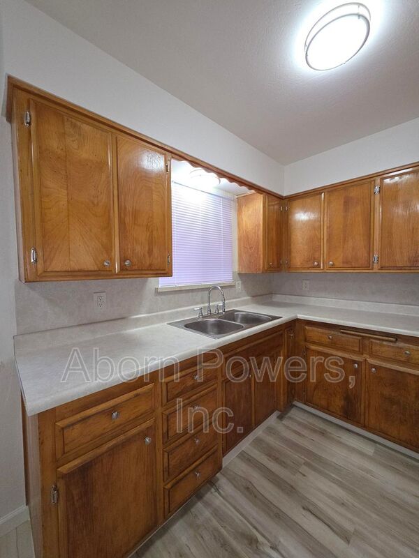 Yuba City House: 1255 & 1275 Williams Way