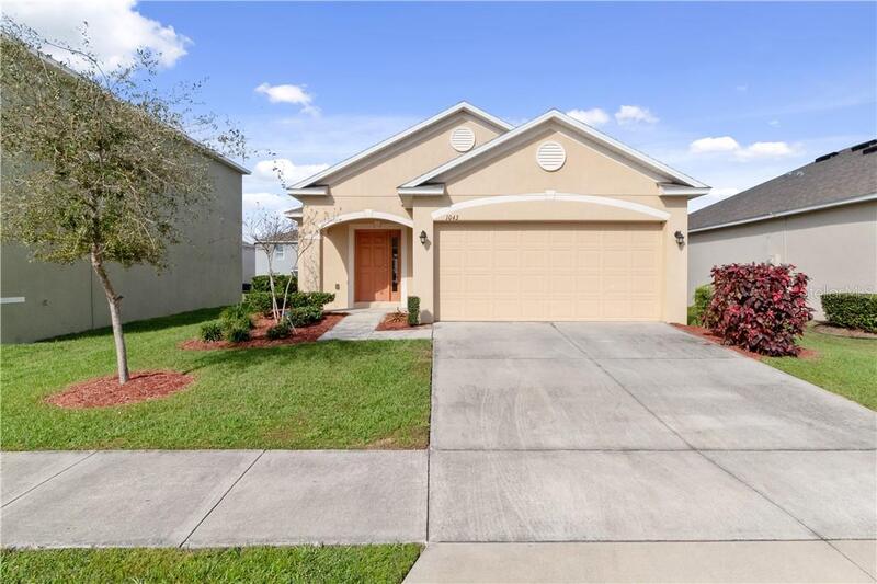 Auburndale House: 1043 Bethpage Rd
