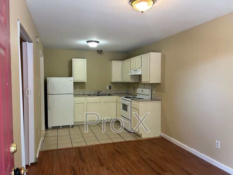Springdale Condo: 1706 South Powell