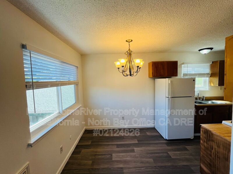 Ukiah Condo: 150 Oak Manor Court