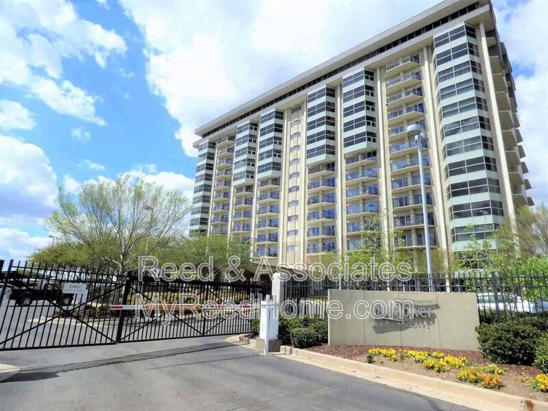 Memphis Condo: 655 Riverside Drive