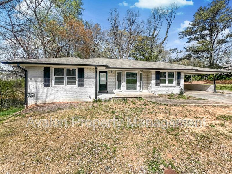 Acworth House: 3301 Mars Hill Road