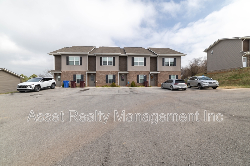 Louisville Condo: 924 Warrior Hill Drive - 1