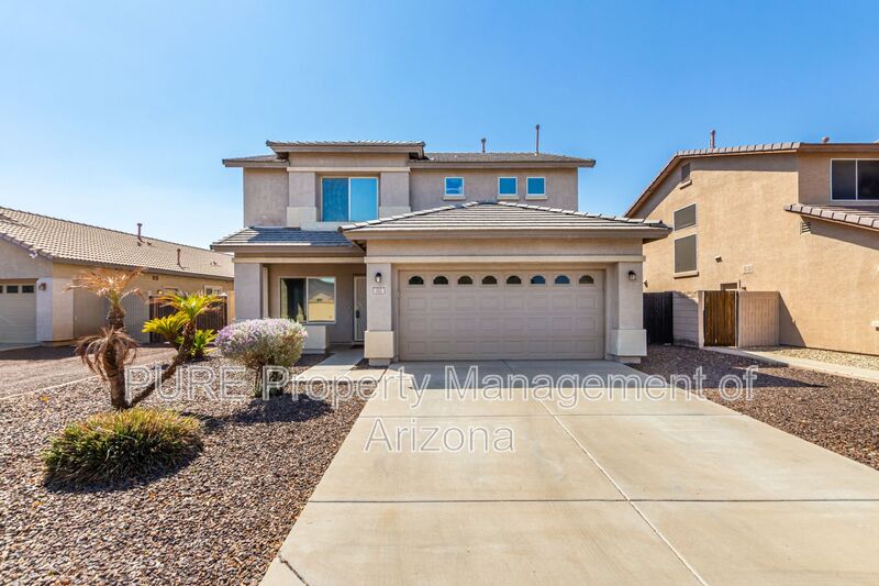 Avondale House: 322 S 116th Ave