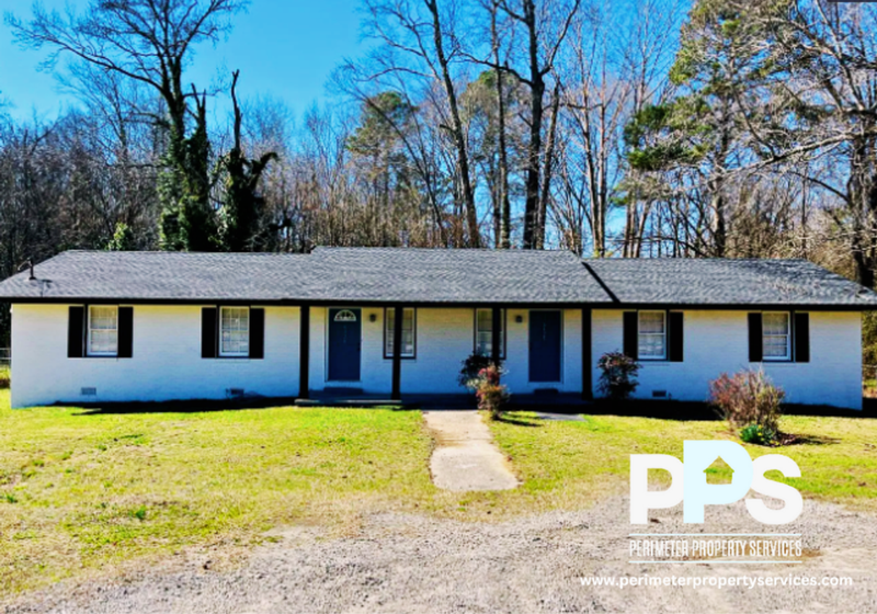 Riverdale House: 6127-6129 E Fayetteville Dr