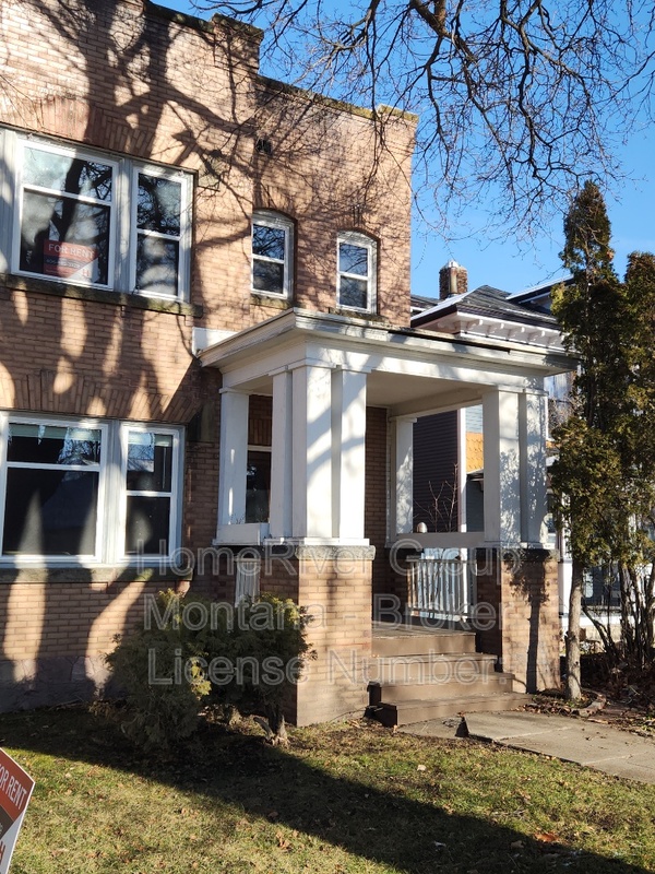 Missoula House: 534 S 3rd St W