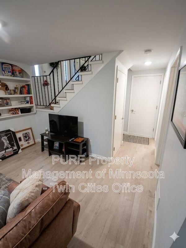 Eagan Townhome: 4494 Woodgate Pt
