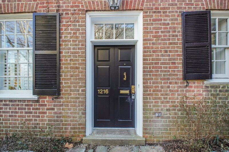 Fredericksburg House: 1216 Sophia Street