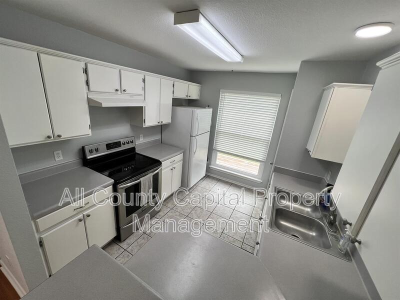 Main Rental Photo 7