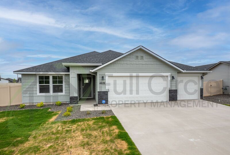 Request a Viewing for 4619 Endicott Drive Tenant Turner