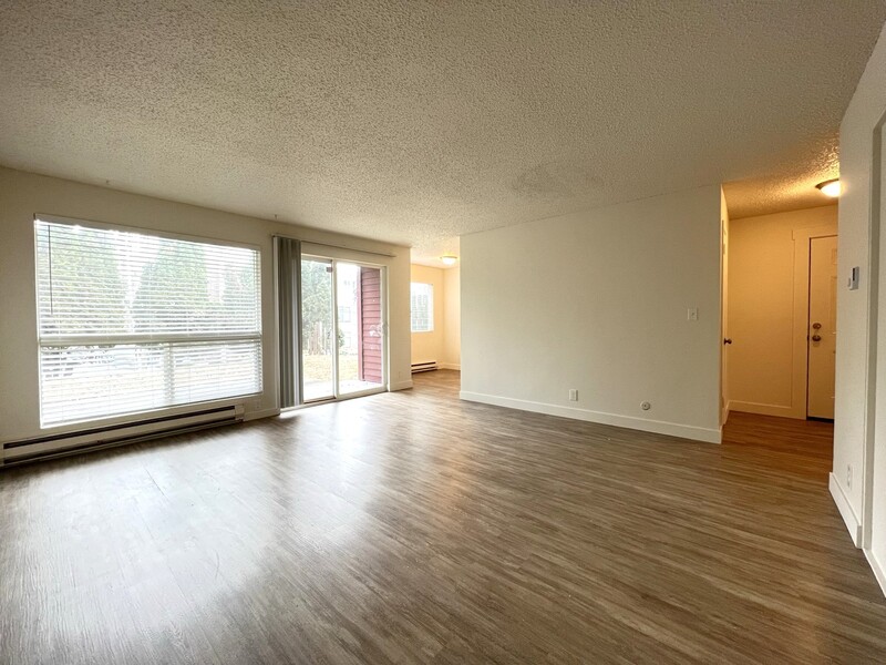 Seattle Condo: 4209 30th Ave SW - 103