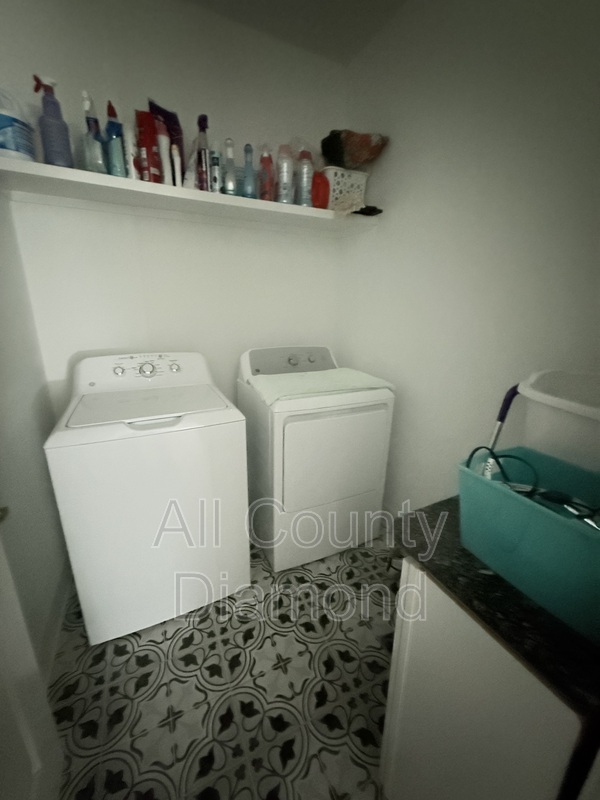 Main Rental Photo 24