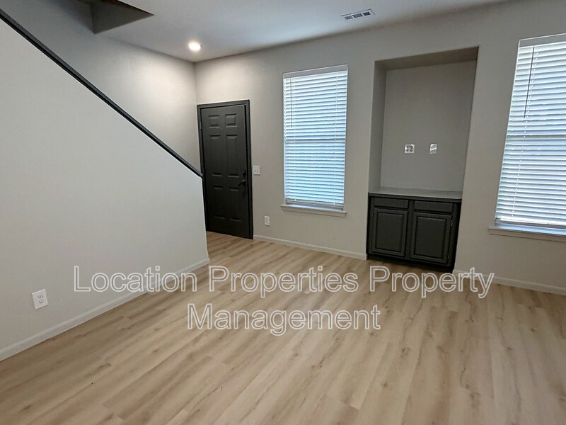 2201 Westdale Road - A3, Lawrence, Kansas rental photo 9 of 31