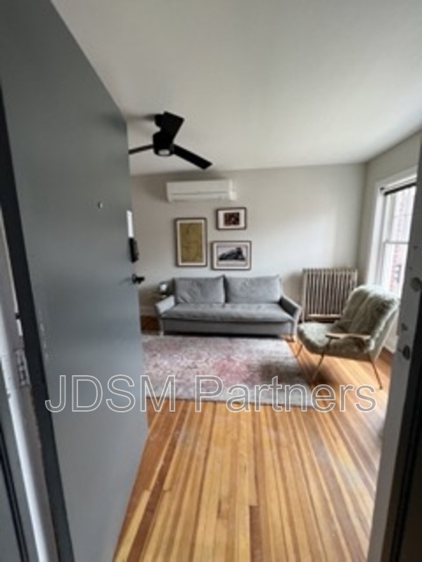 Denver House: 630 East 16th Avenue