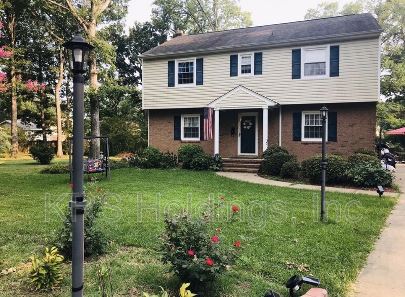 Fredericksburg House: 3 Laurel Ct Fredericksburg