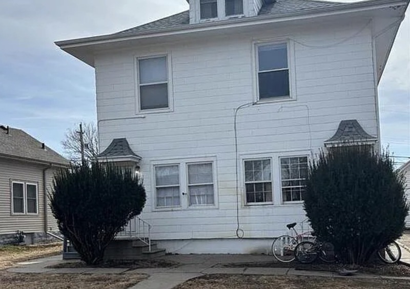 Lincoln Condo: 1631 Washington St