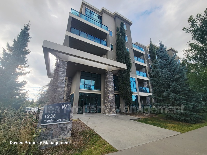 Edmonton Condo: 1238 Windermere Way SW