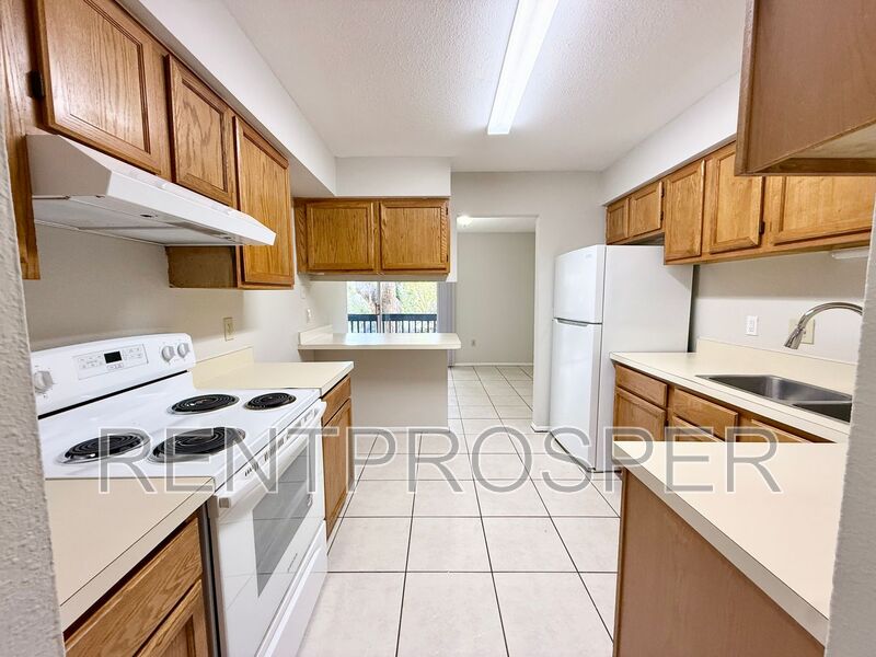 Orlando Condo: 4401 S. Semoran Blvd
