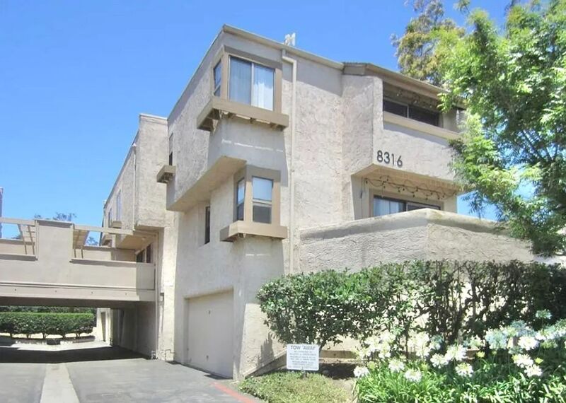 San Diego House: 8316 Via Sonoma