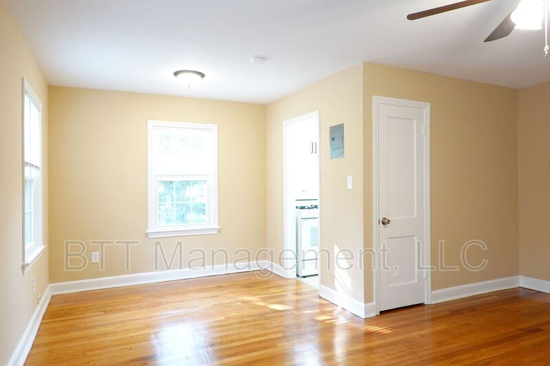 Takoma Park Condo: 8311 Garland Ave