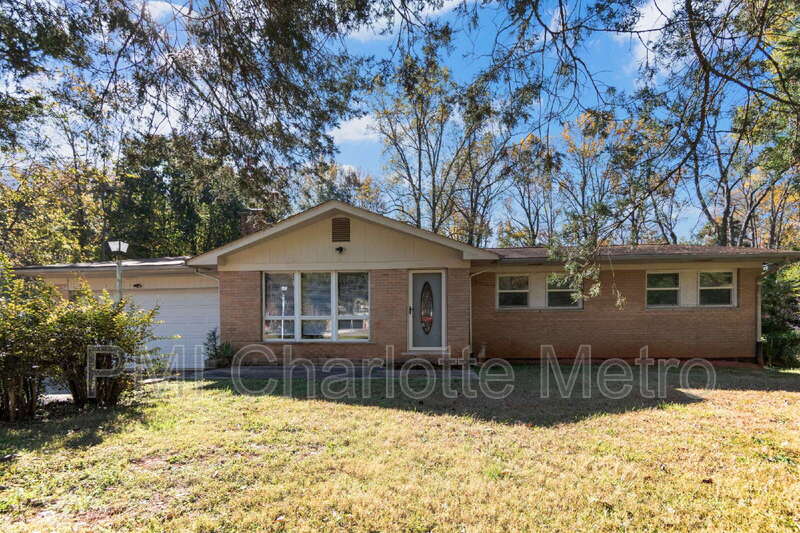 Charlotte House: 10707 Walkers Ferry Rd