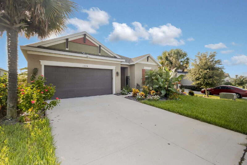Apopka House: 1004 Heron Sound Drive
