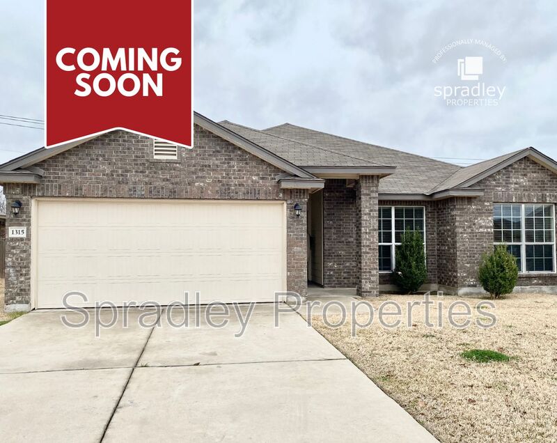 Temple House: 1315 Starlight Dr