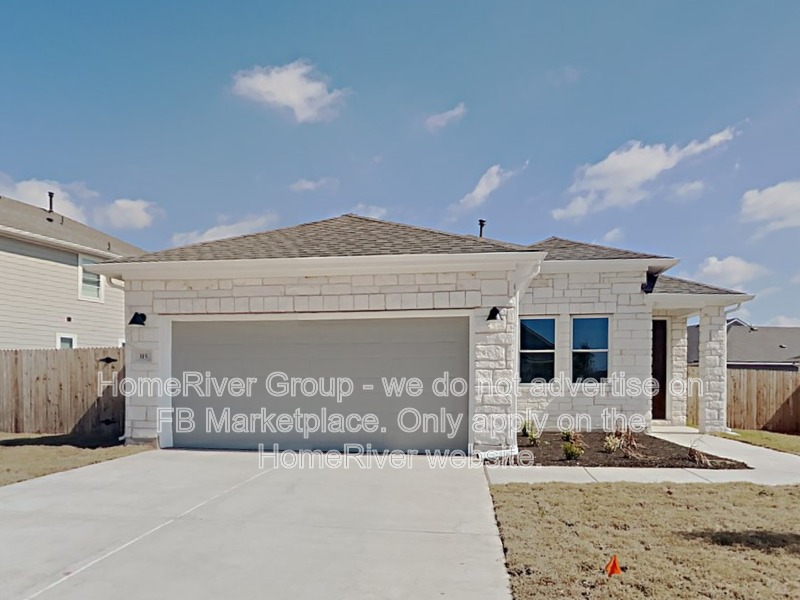 Bastrop House: 315 Trailside Ln