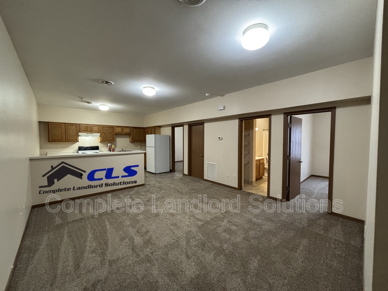 Terre Haute Condo: 1400 North Avenue - 121