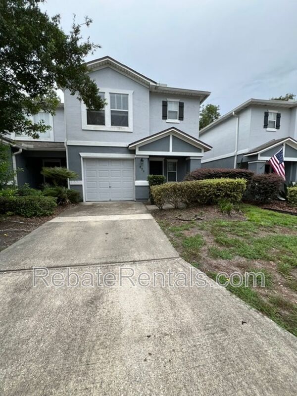 St. Johns House: 824 S. Black Cherry Drive