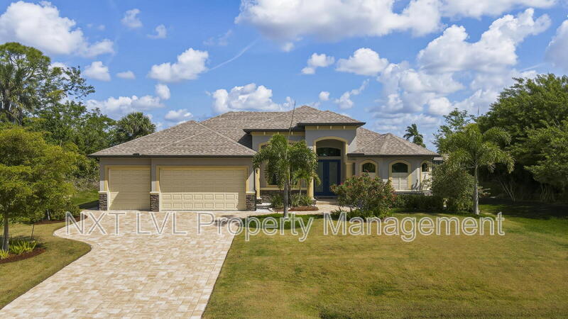 Port Charlotte House: 12418 Prather Ave