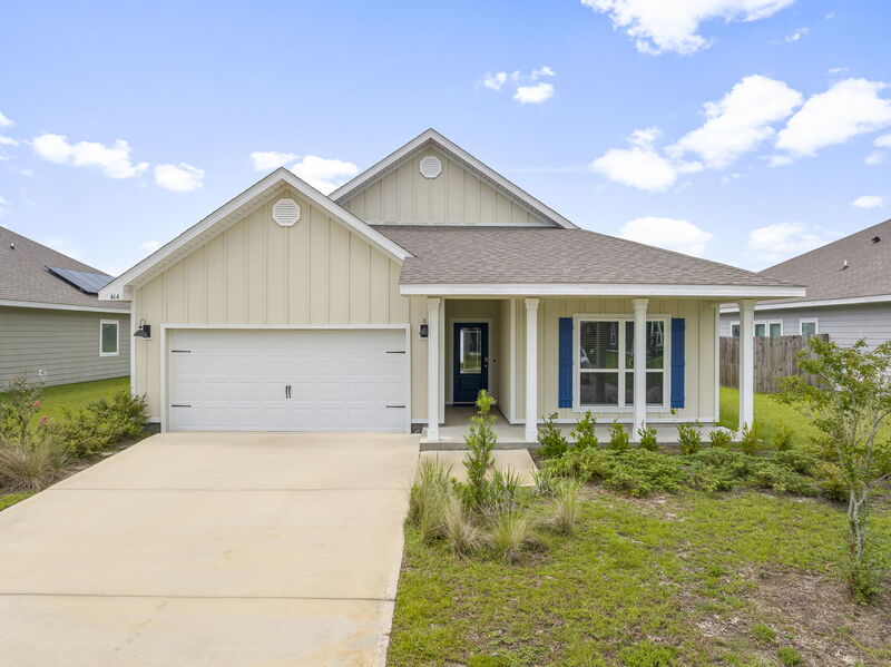 Panama City House: 464 Eagle Lake Way