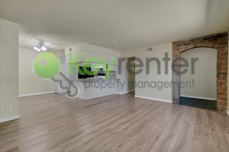 Sacramento House: 2941 Norcade Circle