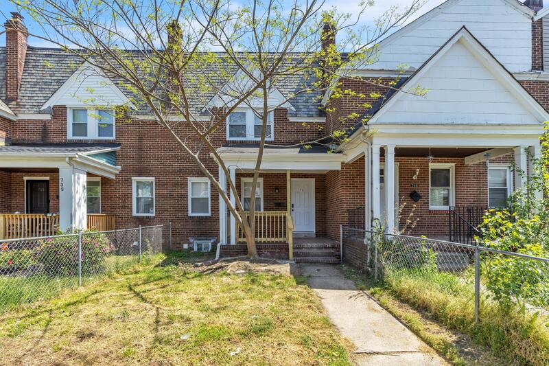 Baltimore House: 731 Mount Holly Street