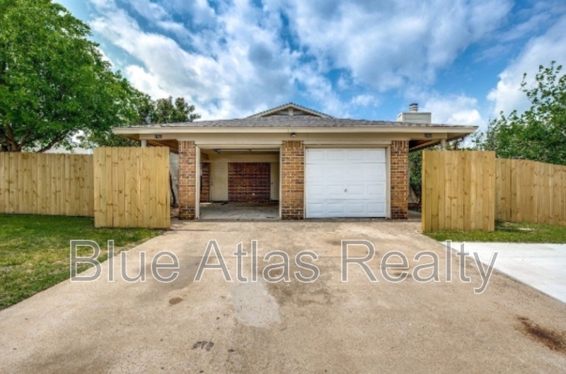 Fort Worth Condo: 2749 Countryside Lane
